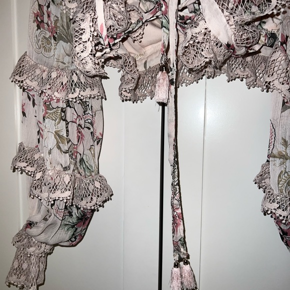 Floral Lace-Up Ruffle Blouse - Picture 6 of 7